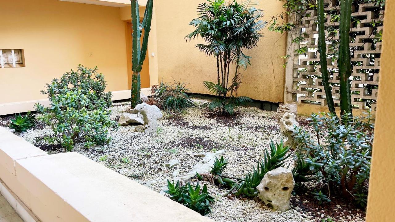 Eden Beach Cagnes-sur-Mer Exterior photo